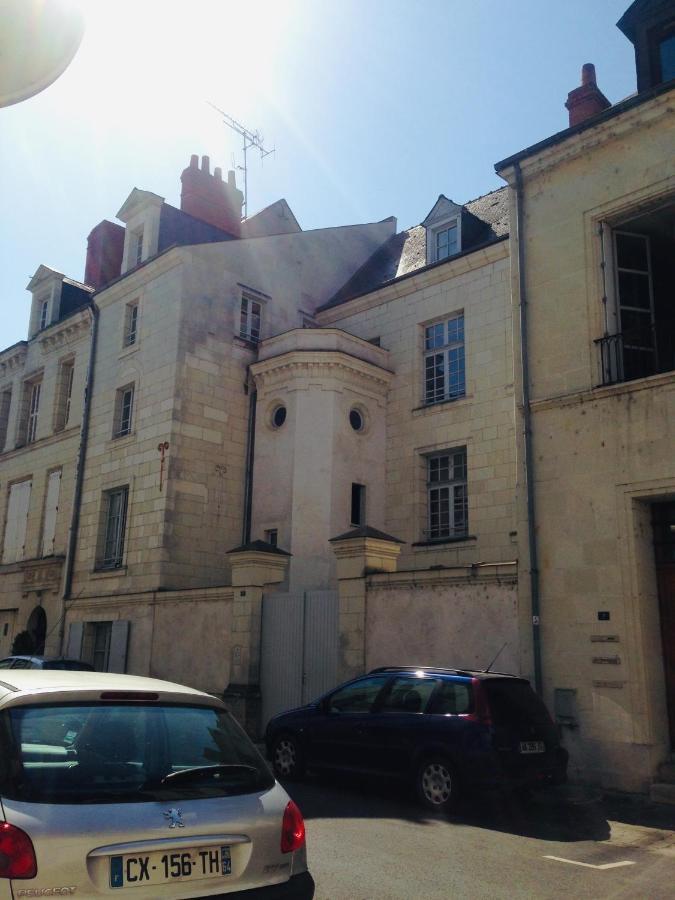 Chez Gaspeli Apartment Saumur Bagian luar foto